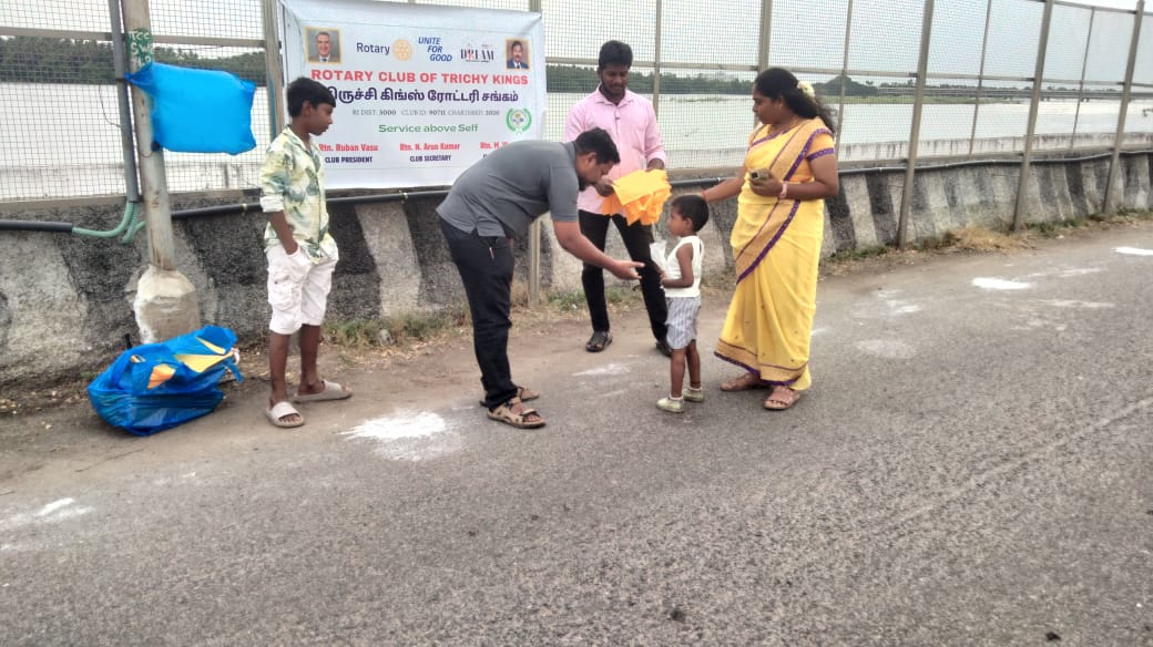 Cloth Bag Distribution Image 4